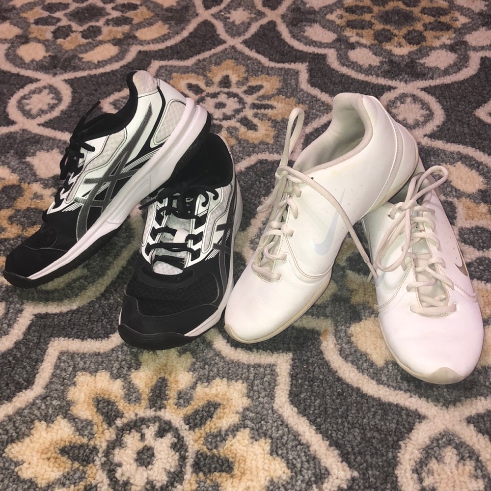 White nike cheer shoes 7.5 black ASICS 7